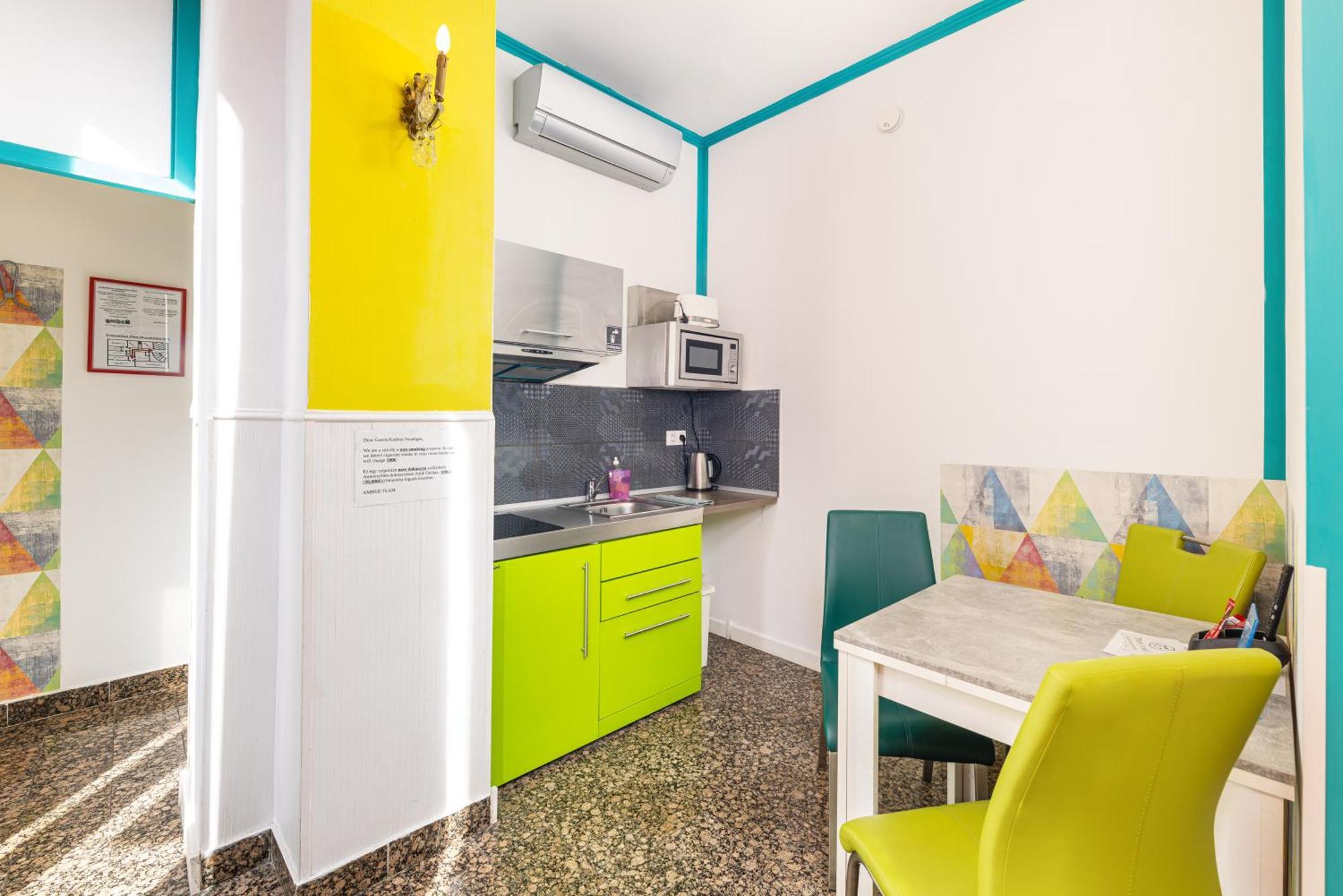 Amber Terrace Studios Downtown Budapest Exterior photo