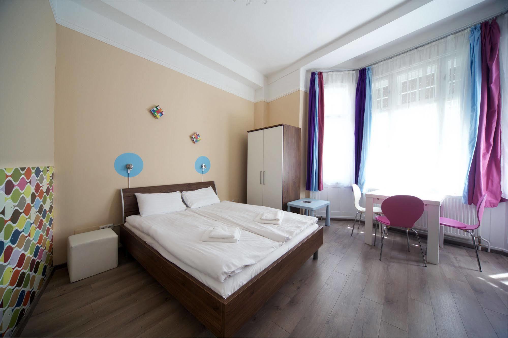 Amber Terrace Studios Downtown Budapest Exterior photo