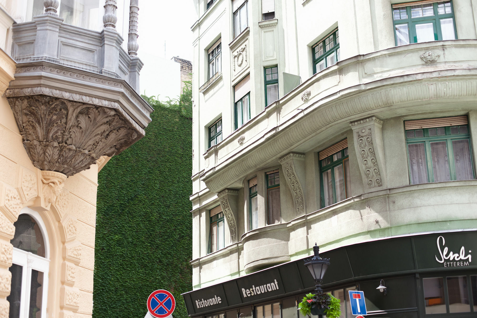 Amber Terrace Studios Downtown Budapest Exterior photo
